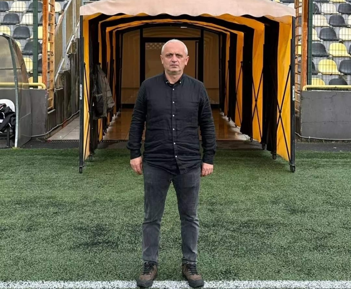 Atilla Sipahioğlu: Hayırlı Bayramlar dilerim